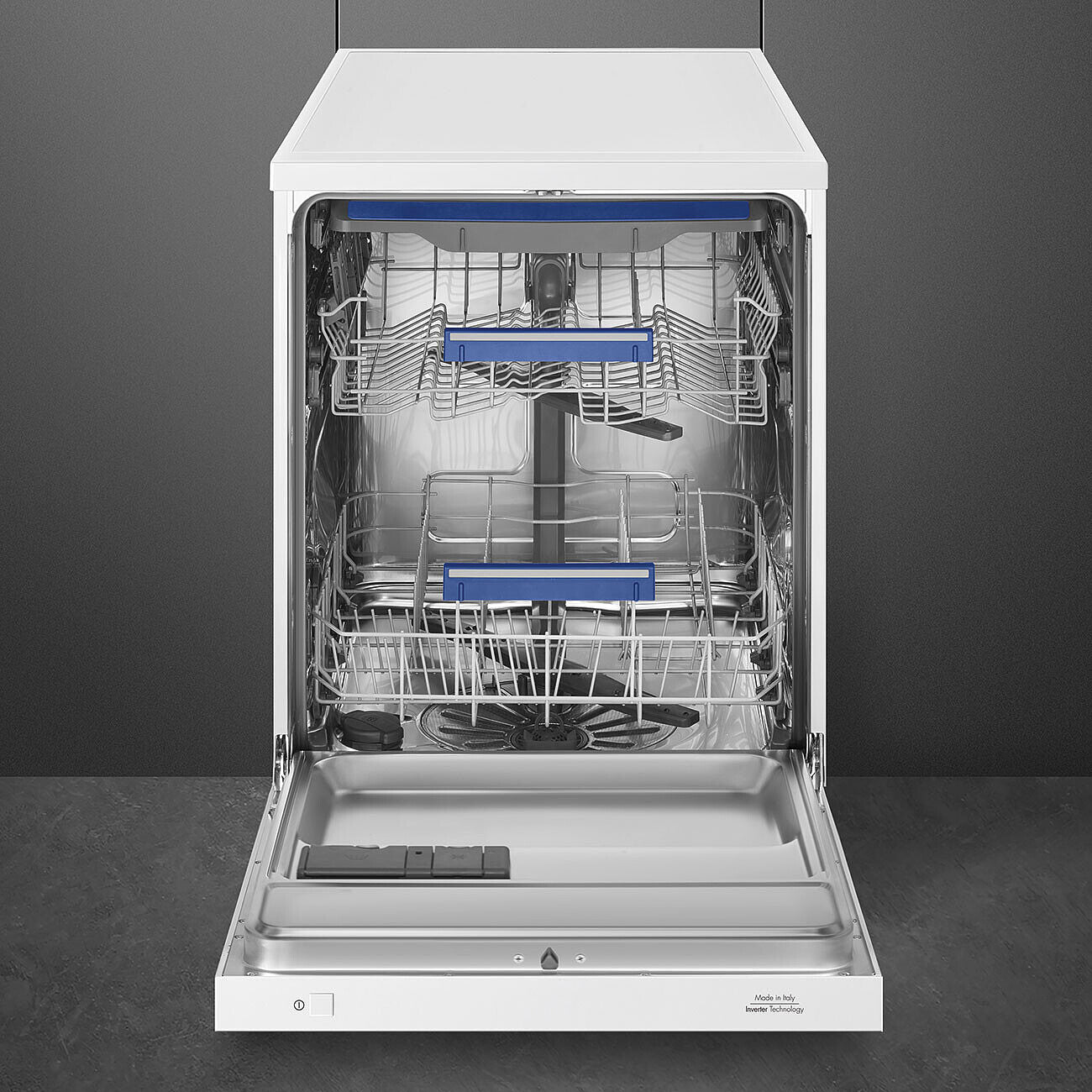 60cm Freestanding Dishwasher with 14 place settings White – Smeg UK