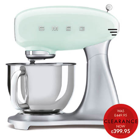 SMF02PGUK Stand Mixer in Pastel Green