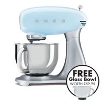 SMF02PBUK Stand Mixer in Pastel Blue